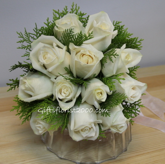 Simply Roses-Bridal Bouquet B31